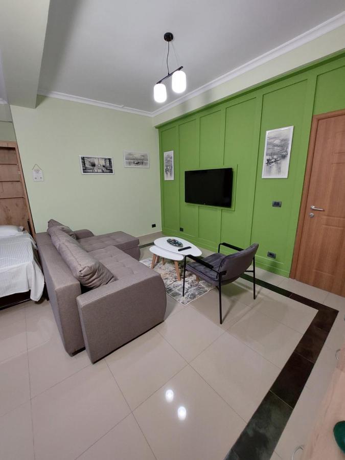 Vila Tafa Apartments Тирана Екстер'єр фото