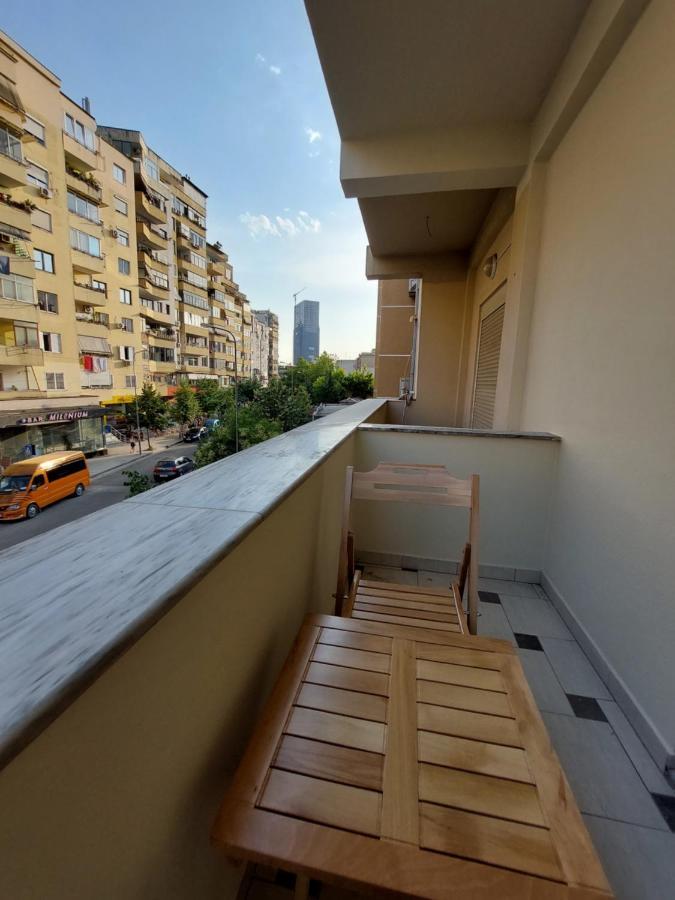 Vila Tafa Apartments Тирана Екстер'єр фото