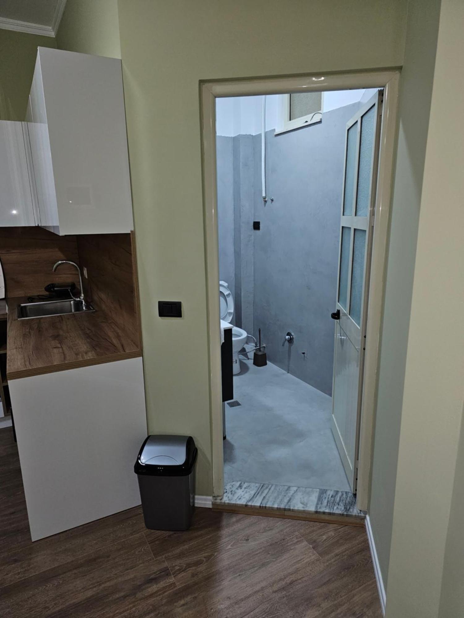 Vila Tafa Apartments Тирана Екстер'єр фото