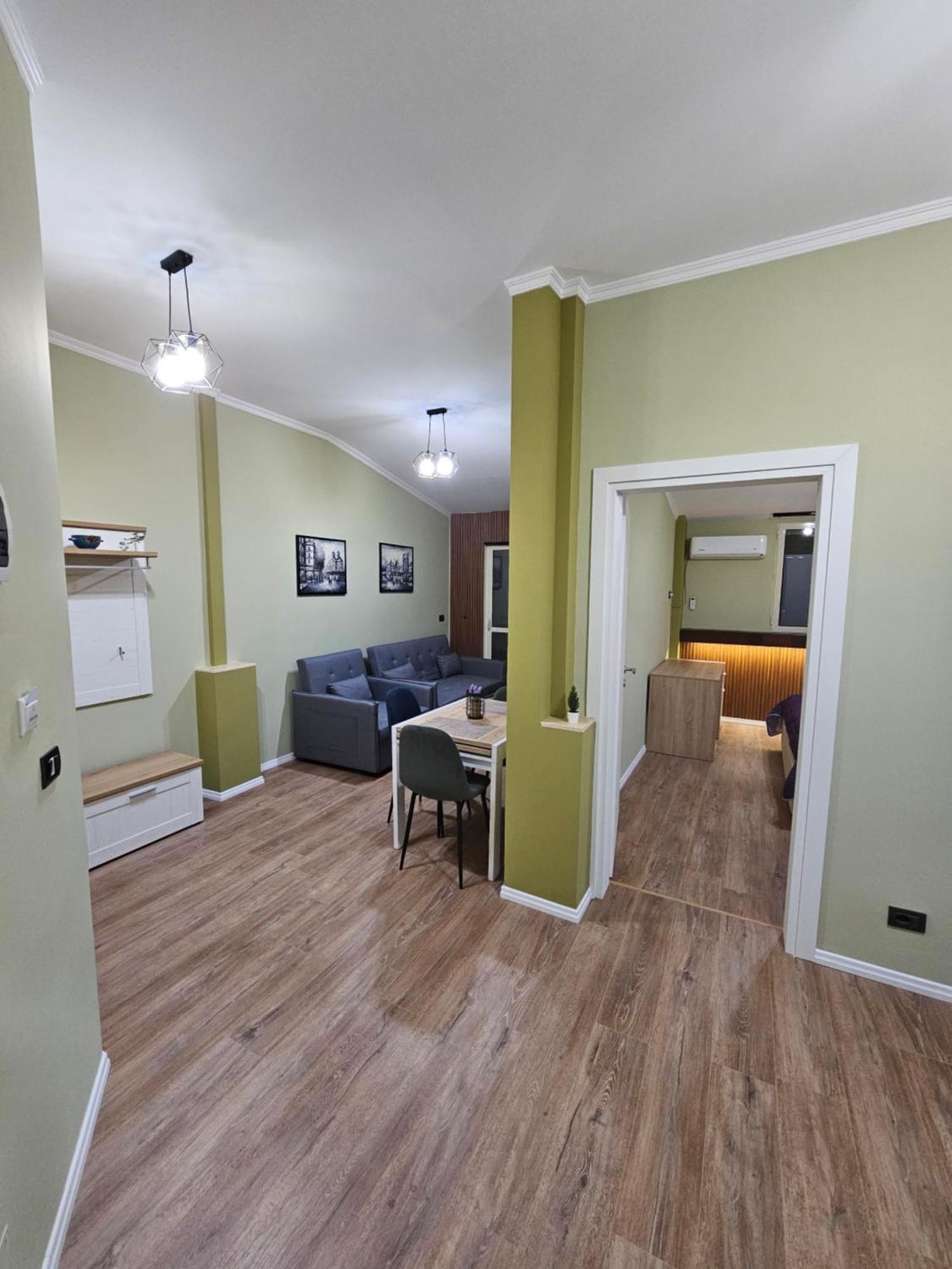 Vila Tafa Apartments Тирана Екстер'єр фото