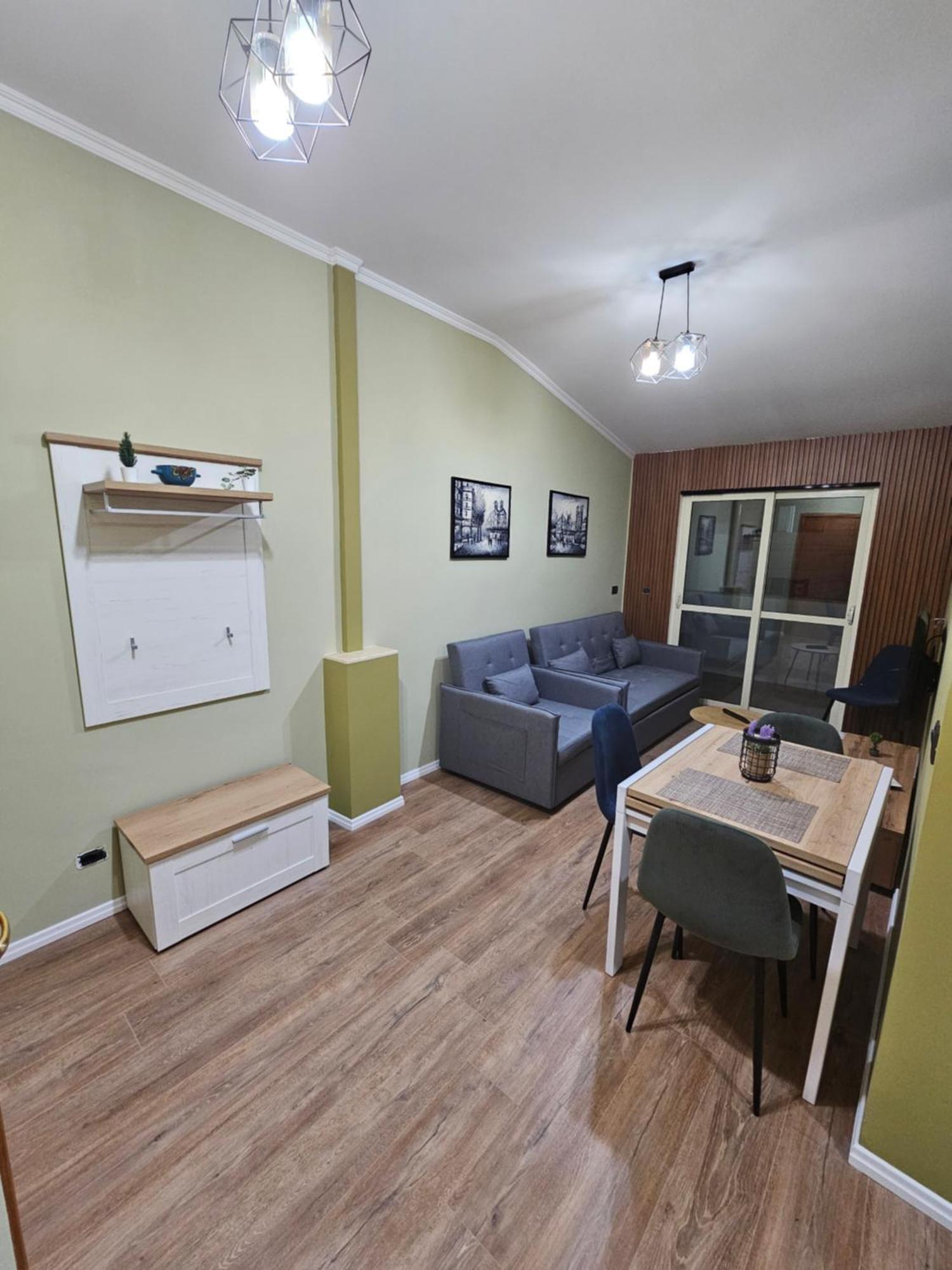 Vila Tafa Apartments Тирана Екстер'єр фото